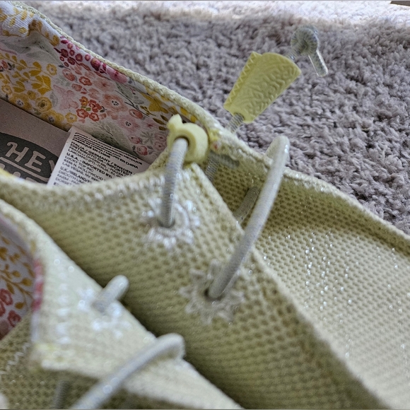 Hey Dude Wendy Rise Yellow size 7 - Picture 9 of 10